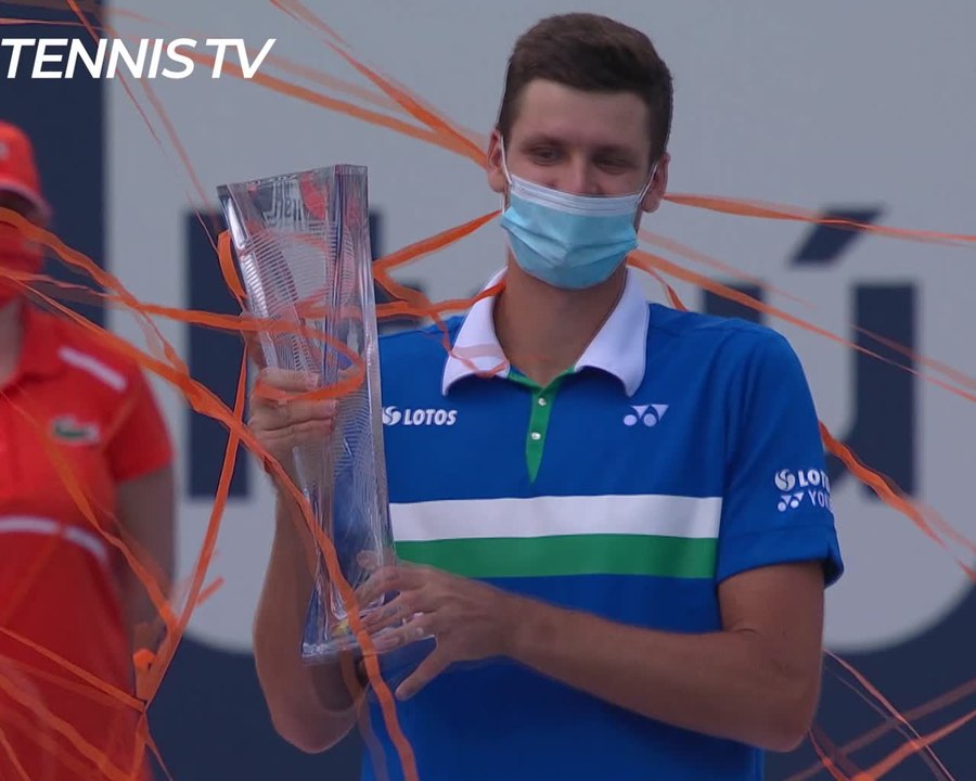 Hurkacz beats Sinner in Miami for maiden Masters crown