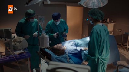 Reyyan'ın nabzı duruyor! - Hercai 66. Bölüm