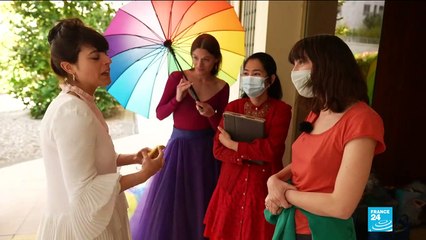 Faute De Salles À Paris, Un Opéra Itinérant Propose Des Concerts Dans Les Cours D’Immeubles