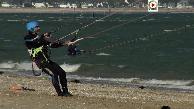 Saint-Pierre Quiberon | Ultime session de Kitesurf - TV Quiberon 24/7