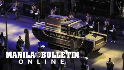 Egypt puts on a show as it carries pharaohs to new home