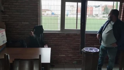 Son dakika haber | Büfeden hırsızlık yaptığı öne sürülen şüpheliyi esnaf yakaladı