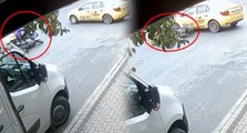 İstanbul’da feci kaza: Motosikletli taksinin altına girdi
