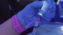 EEUU interviene un laboratorio que estropeó por error 15 millones de dosis de vacunas