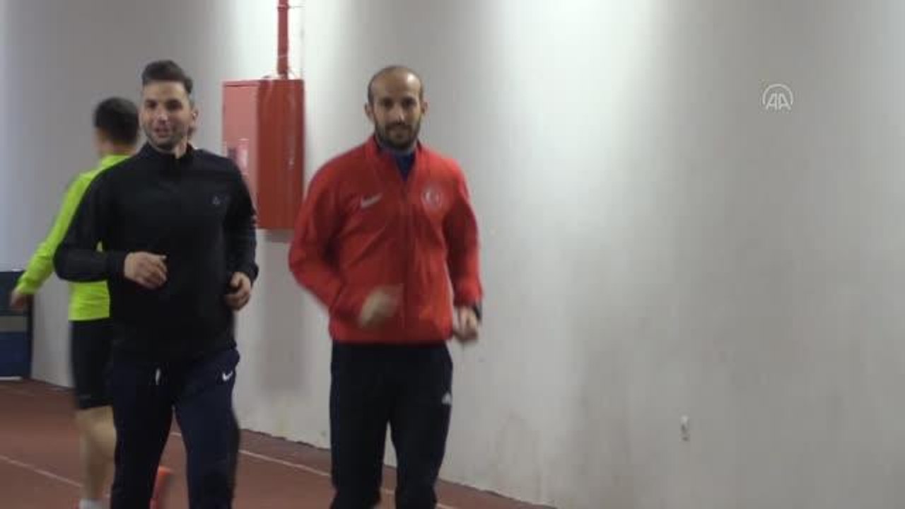 GAZİANTEP - Görme engelli milli atlet Hakan Cira'nın hedefi olimpiyatta Türk bayrağını dalgalandırmak