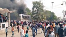 Bihar: Students' rampage for closed coaching due to corona