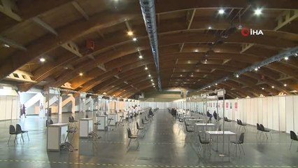 Letonya, Covid-19' karşı toplu aşılama merkezleri açtı