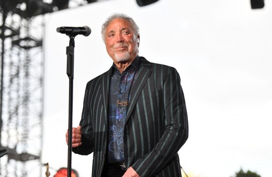 Tom Jones: Wegen Elvis Presley und Frank Sinatra saß er zwischen zwei Stühlen