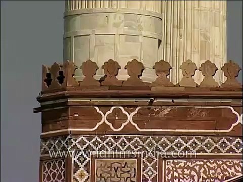 Marble filigree and lattice-work in Mughal monuments, Agra