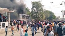 Bihar: Clash between students and police in Sasaram