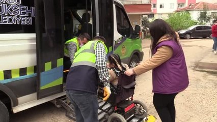 "Engelsiz Ordu Taksi" engelli vatandaşların günlük hayatını kolaylaştırdı