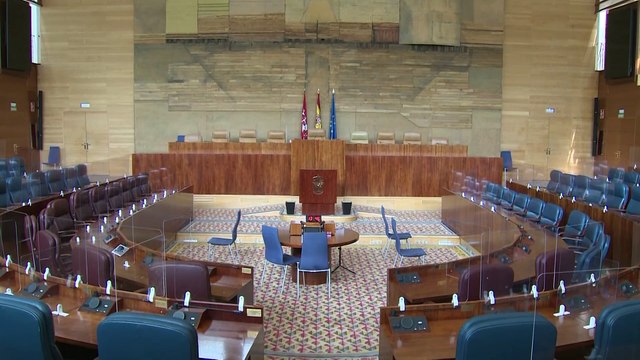 CIS da un empate a 68 escaños en Madrid a la izquierda y la derecha