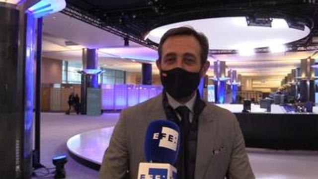 Eurodiputados españoles acercan la UE a ciudadanos a golpe de tuit o cómic