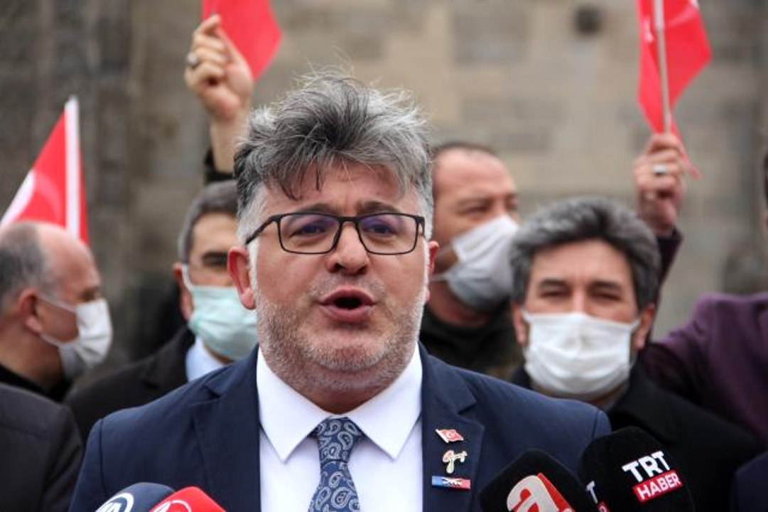 Doğu Anadolu'daki STK'lardan bazı emekli amirallerin açıklamasına tepki