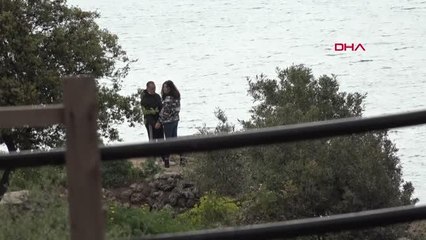 Tehlikeli romantizm! İntihar olaylarıyla gündeme gelen falezlerde Titanic filmiyle özdeşleşen pozu verdiler