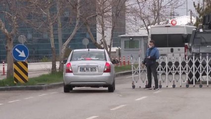 Son dakika 3. sayfa: Tutuklanan amiraller Ankara Terörle Mücadele Şube Müdürlüğü'ne getirildi