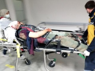 Devrilen motosikletle metrelerce sürüklenen sürücü yaralandı