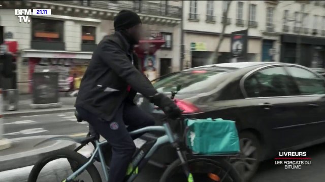 Ce livreur guinéen, demandeur d’asile, loue 400€ par mois un compte à une personne inscrite officiellement sur Uber Eats pour pouvoir travailler en France