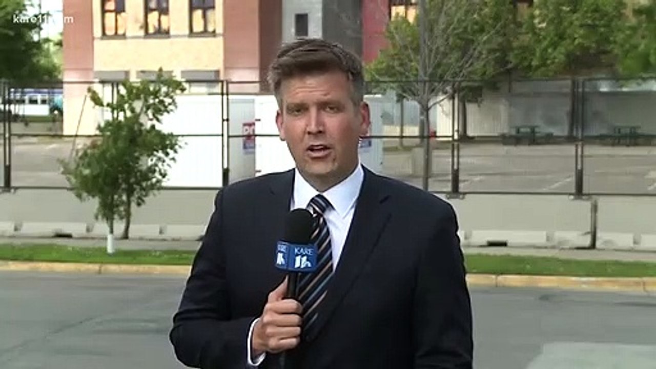 Procès de George Floyd : Le chef des forces de l'ordre de Minneapolis a accablé cette nuit le policier Derek Chauvin, en déclarant devant les jurés qu'il avait "violé les règles"