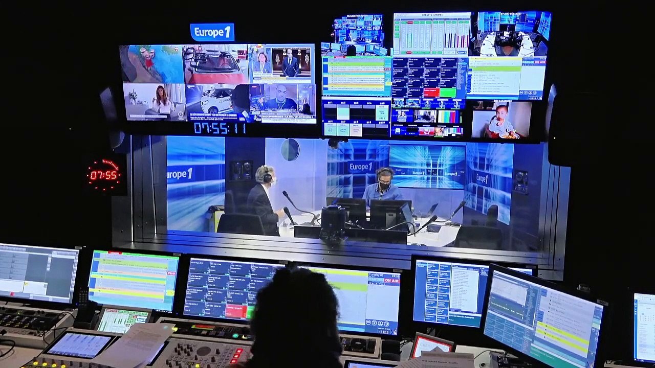 Emmanuel Macron : Merci à M6 de découvrir les délits que nous aurions dû découvrir nous !" (Canteloup)