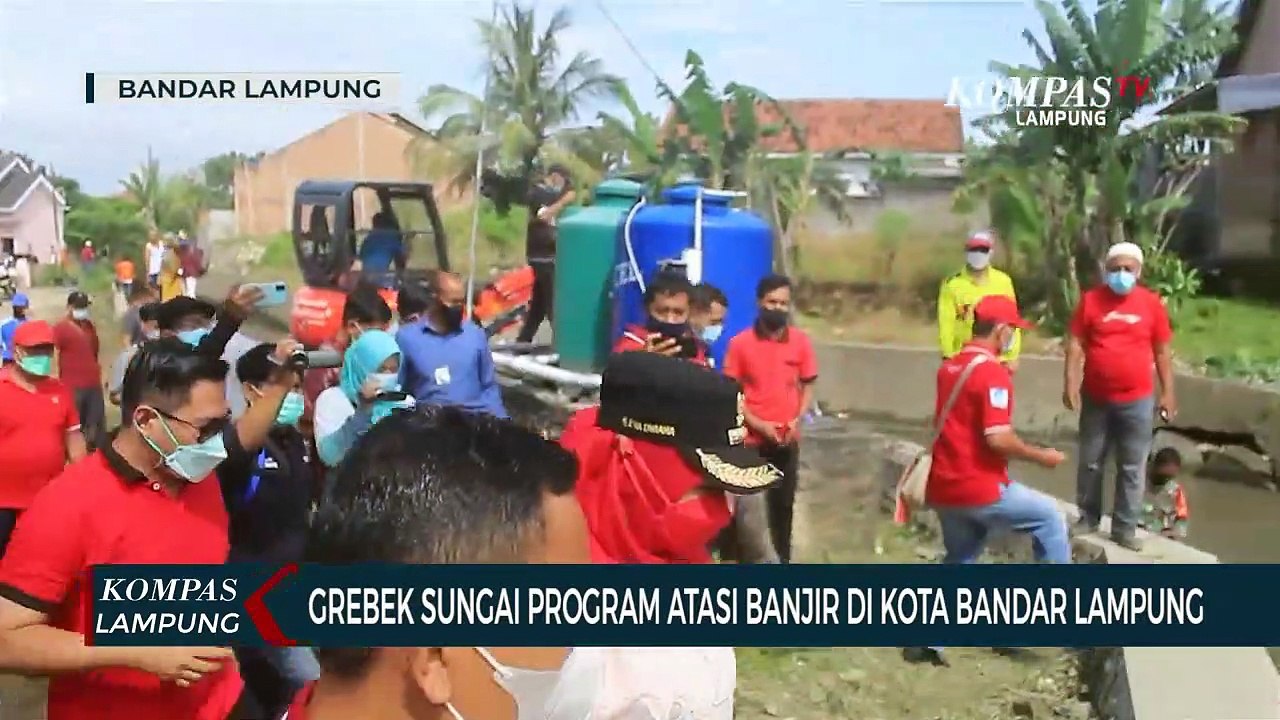 Gerebek Sungai Program Atasi Banjir di Kota Bandar Lampung