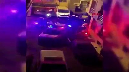 İzmir'de barışmak için buluşan iki aile silahla çatıştı: 2'si ağır 6 yaralı