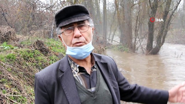 Domaniç'te dereler taştı, tarım arazileri sular altında kaldı