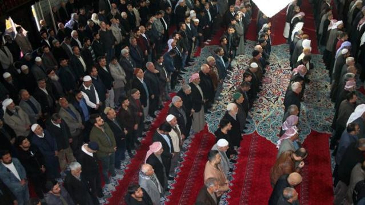 Son Dakika! Ramazan'da teravih namazları camilerde kılınmayacak