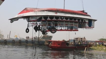 Suben a 34 los muertos tras hundirse un barco el domingo en Bangladesh