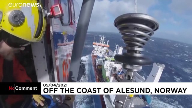 Norway coast guard rescues crew of Dutch vessel