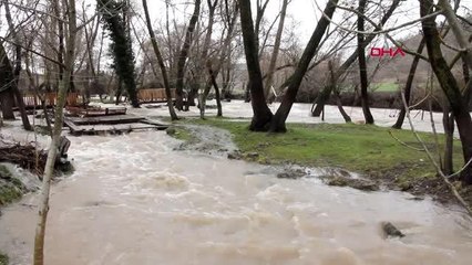 YAĞIŞLARIN ARDINDAN TARIM ARAZİLERİ SULAR ALTINDA KALDI
