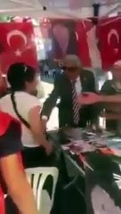 CHP'liler başörtülü kadının CHP'li olduğuna inanmadı
