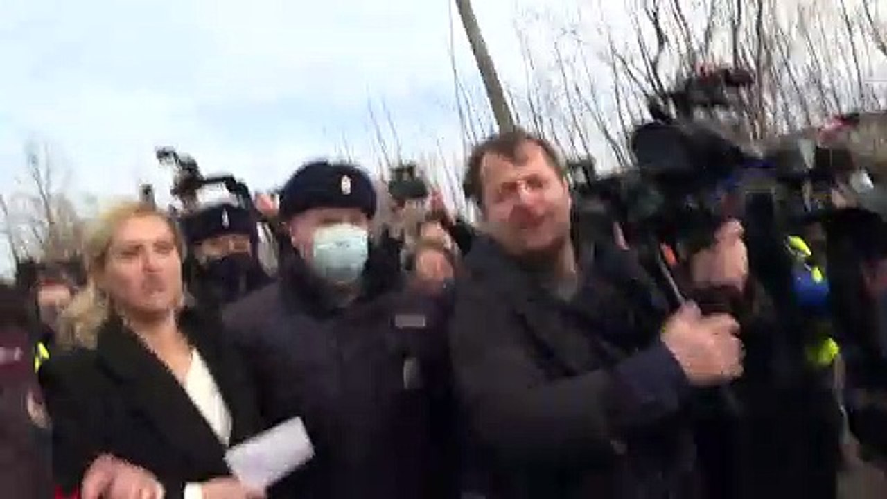 Nawalny-Unterstützer vor Straflager festgenommen