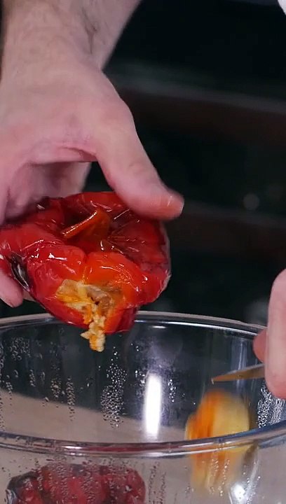 Comment cuire et éplucher des poivrons facilement ?