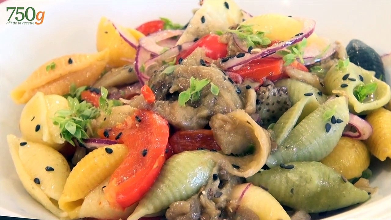 Salade de pâtes multicolores