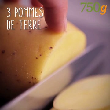 Gratin de pommes de terre bolognaise comme des lasagnes