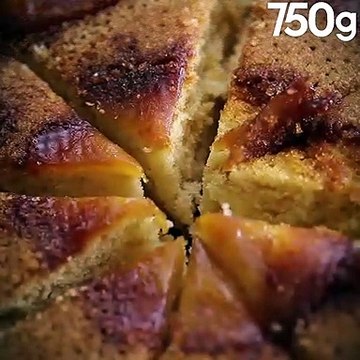 Gâteau aux pommes caramélisées