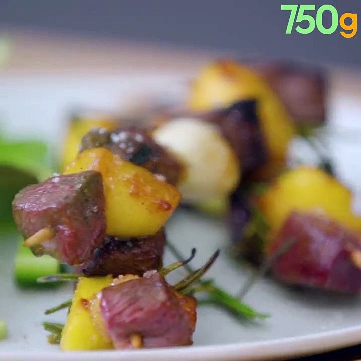 Brochettes de Magret de Canard aux pêches et romarin