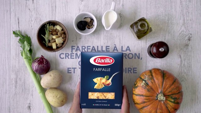 Farfalle à la crème de potiron, croutons et truffe noire
