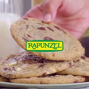 COOKIES À LA PURÉE D'AMANDES ET 3 CHOCOLATS
