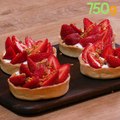 Tartelettes aux fraises et yaourt de brebis