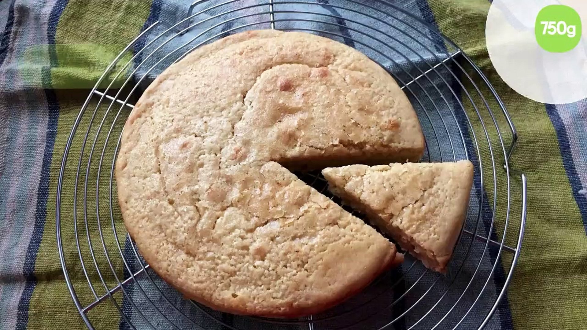 Gateau Moelleux Au Yaourt Sans œuf Video Dailymotion