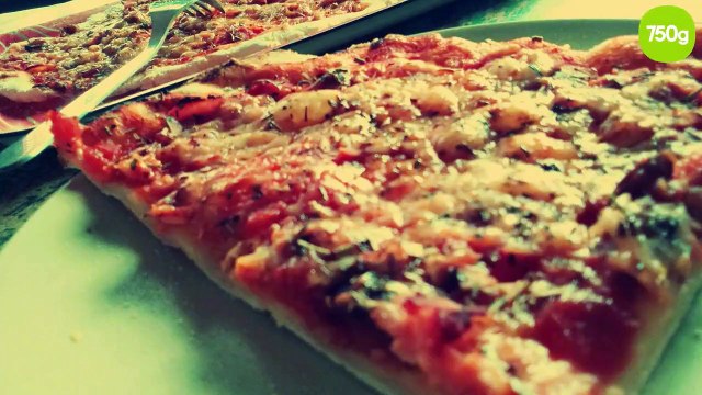 Pizza sans gluten à la farine de riz et maïzena