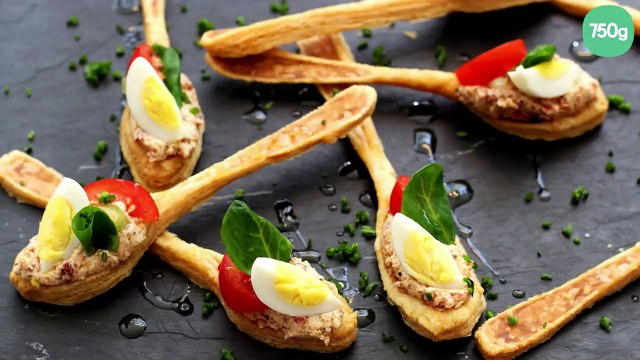 Cuillères feuilletées apéritives