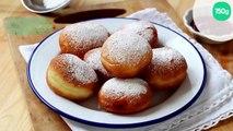 Beignets fourrés à la confiture