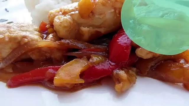 Poisson sauce aigre douce aux 2 poivrons
