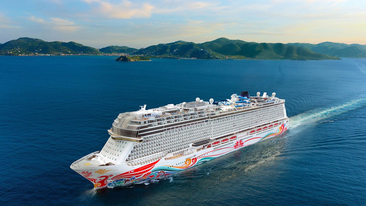 Norwegian Cruise Line Announces New Trips to Greece and the Caribbean This Summer