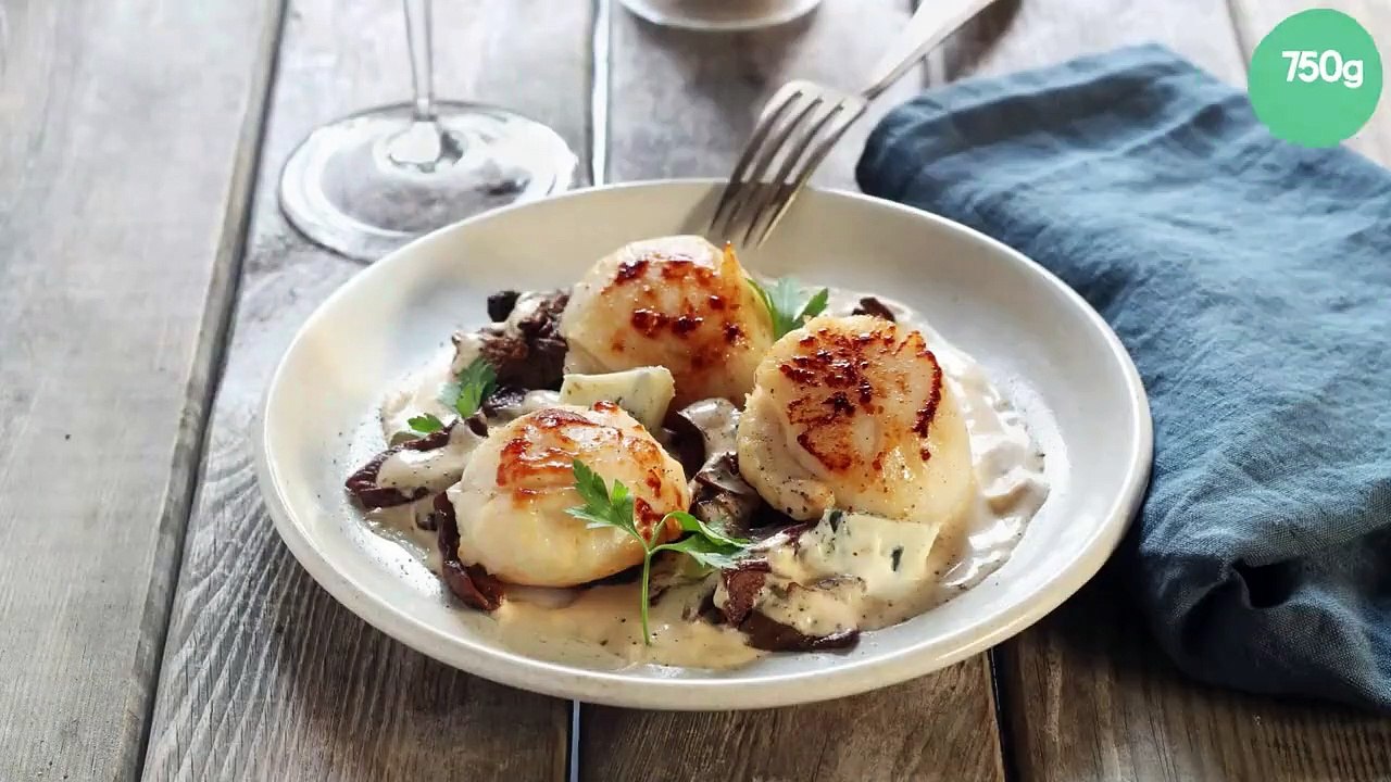 Noix de Saint Jacques aux cèpes et à la fourme d'Ambert