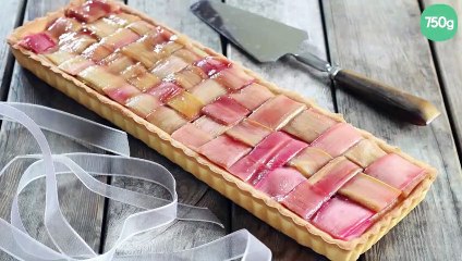 Tarte à la rhubarbe à la crème d'amande