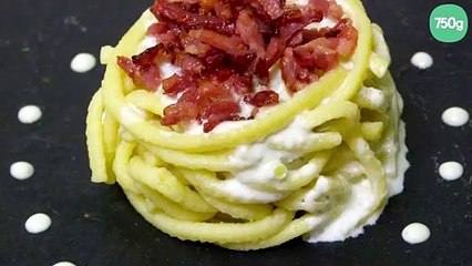 Descargar video: Spätzle d'Alsace aux lardons et sauce Roquefort